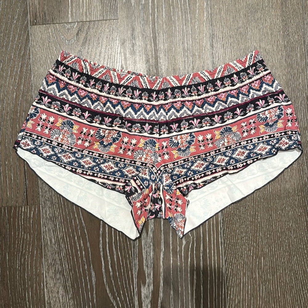 Swim shorts by Billabong size M